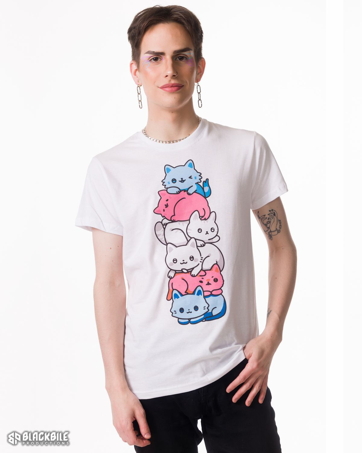 White t-shirt trans kittens
