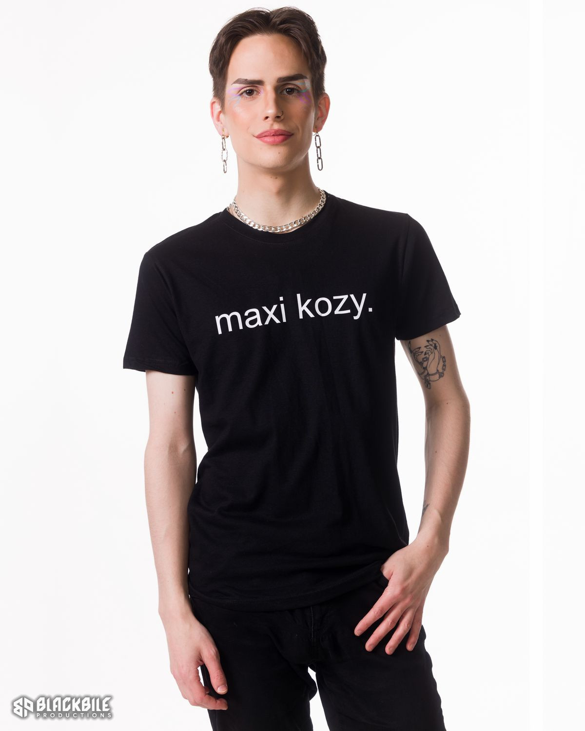 Černé tričko Maxi Kozy 2