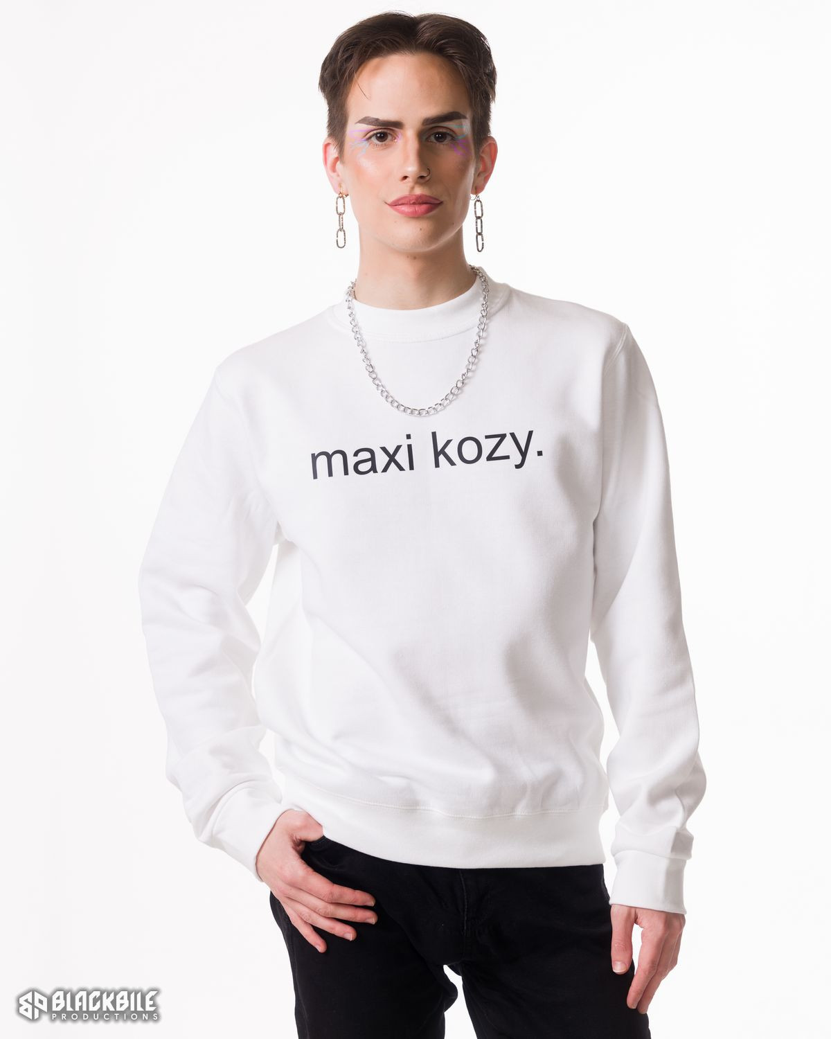 White sweatshirt Maxi Kozy 2
